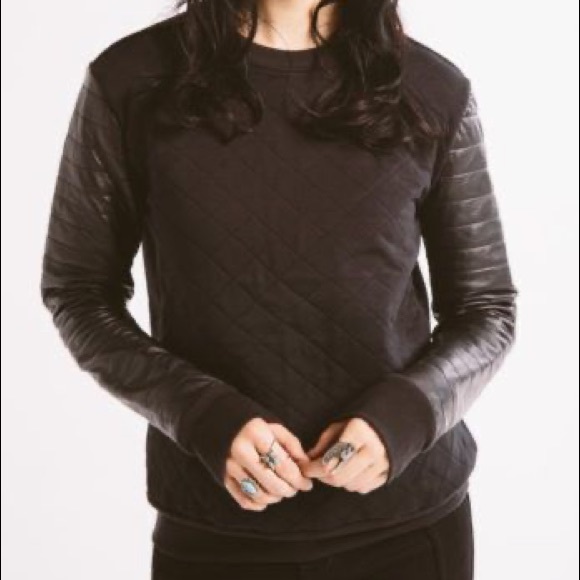 SOLD: NWT Atwyld Navigate Moto Fleece - Picture 2 of 11